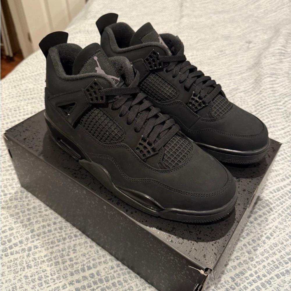 Size 12 Jordan 4s black cats
